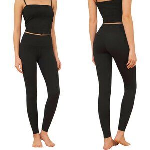 🆕 Alamae Apparel - High Waist Leggings - Medium - Black